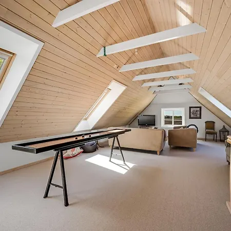 Quirina - 6km From The Sea By Interhome *