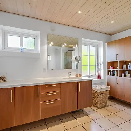 Quirina - 6km From The Sea By Interhome Ulfborg